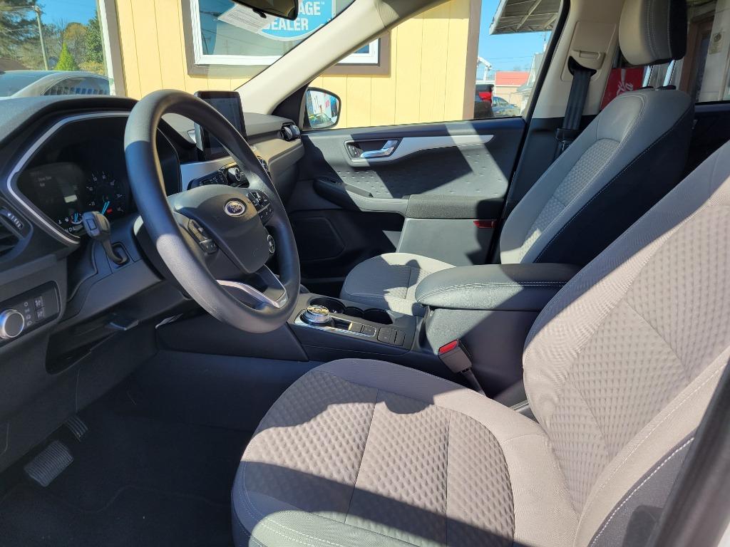 2020 Ford Escape - $17,995