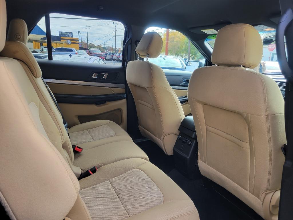 2017 Ford Explorer - $20,995