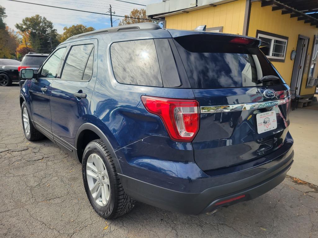 2017 Ford Explorer - $20,995