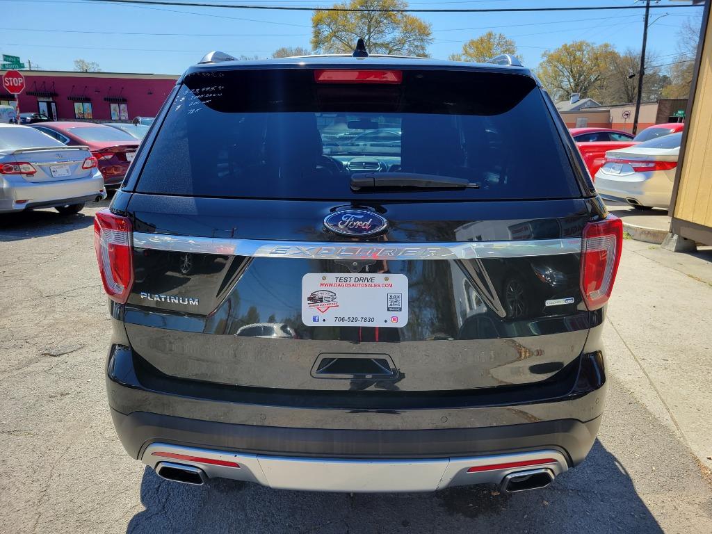 2016 Ford Explorer Platinum photo