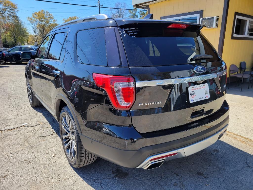 2016 Ford Explorer Platinum photo
