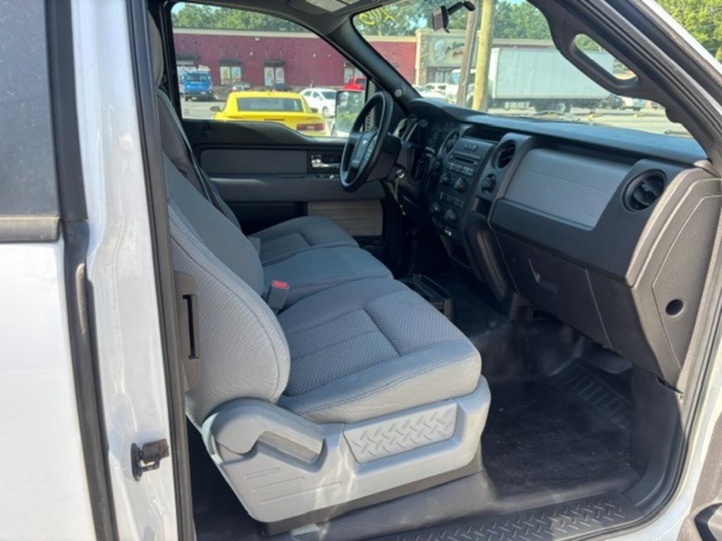 2013 Ford F-150 - $19,995