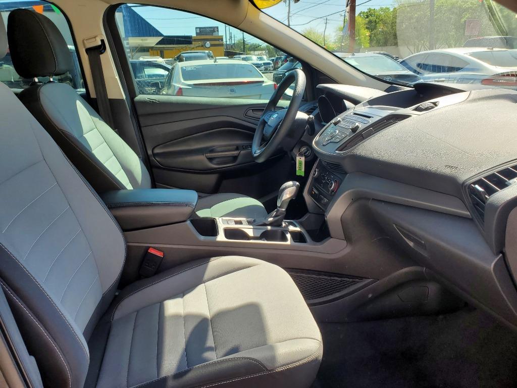 2017 Ford Escape - $19,995