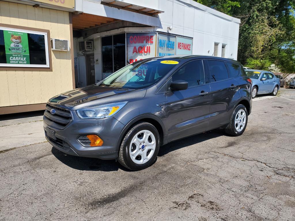 2017 Ford Escape - $19,995