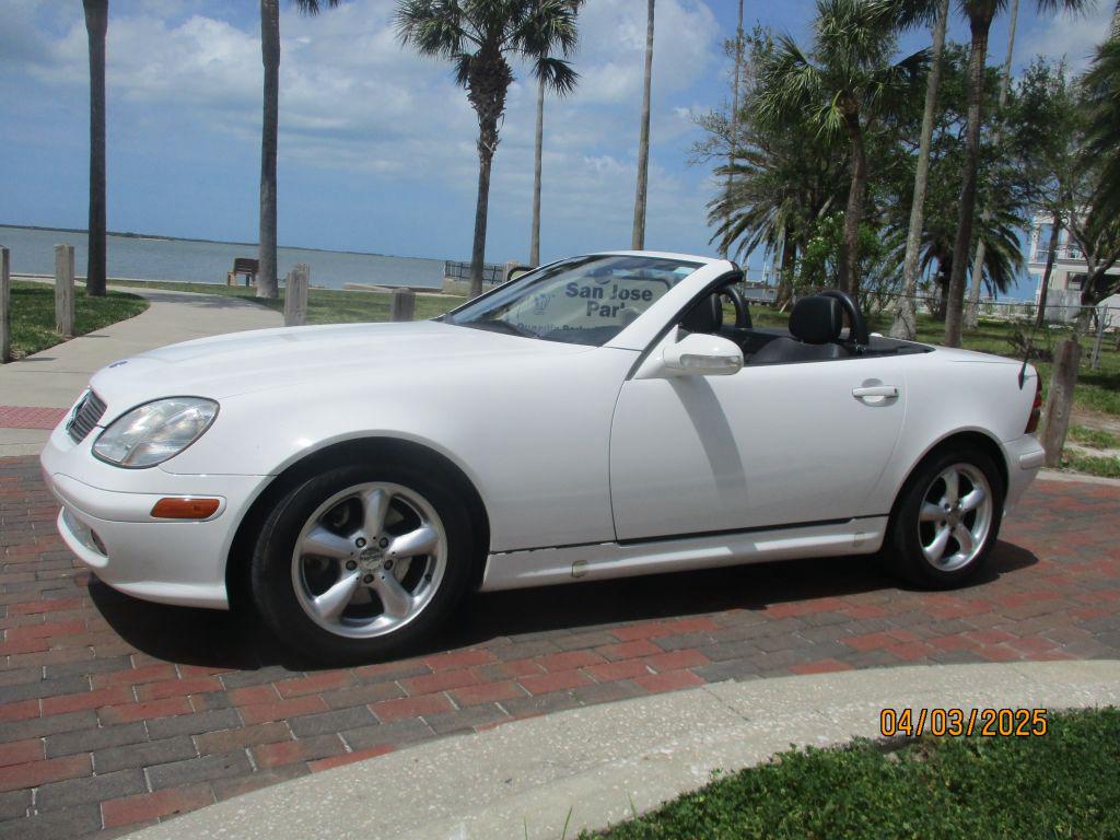 2001 Mercedes-Benz SLK-Class SLK320 photo