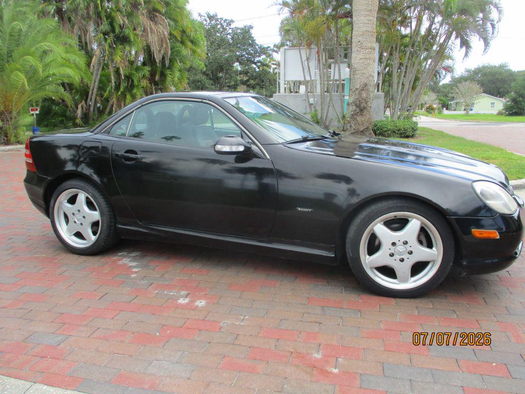 2001 Mercedes-Ben Slk Class Slk230 2d - $5,995