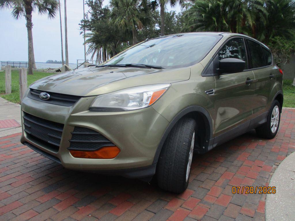 2013 Ford Escape - $4,495