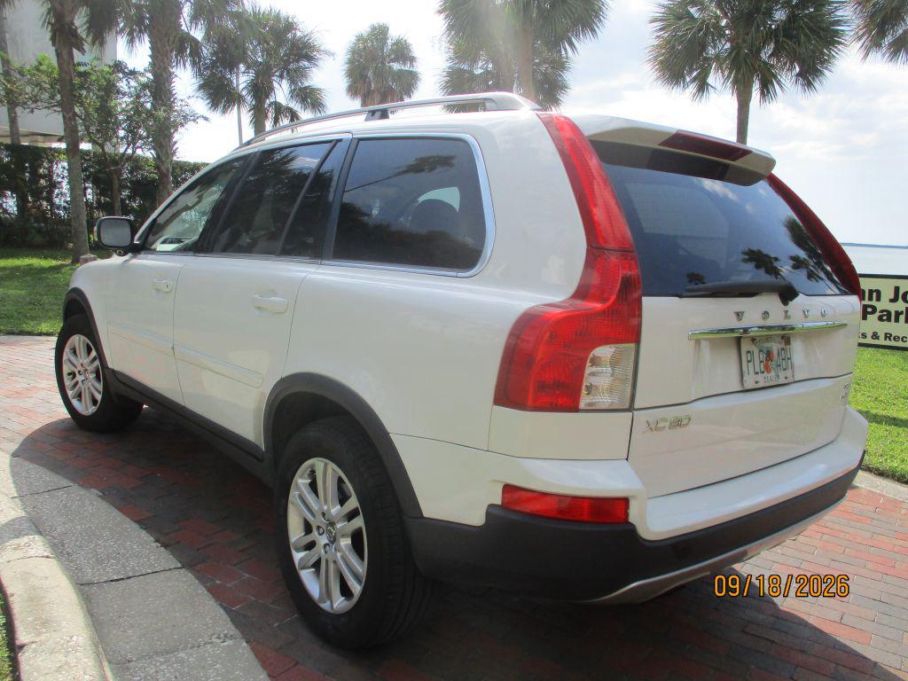 2009 Volvo XC90 - $3,995