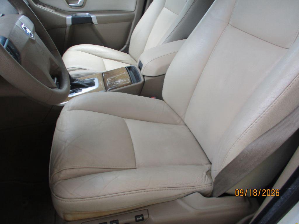 2009 Volvo XC90 - $3,995