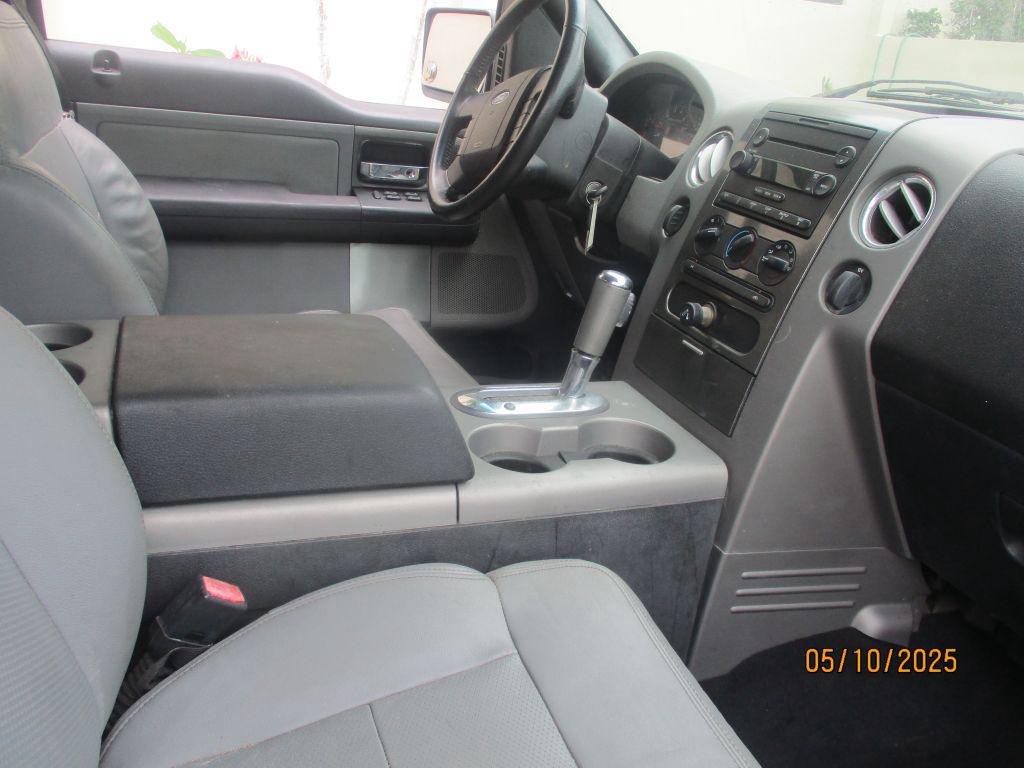 2006 Ford F-150 XL photo