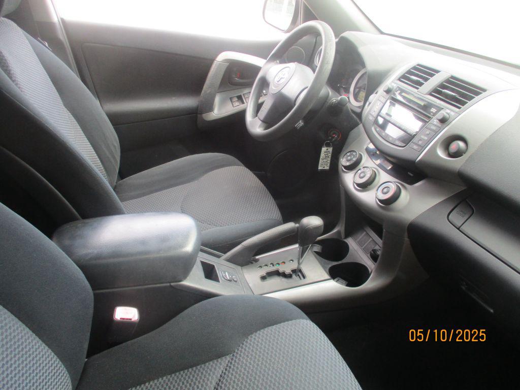 2007 Toyota RAV4 Sport photo