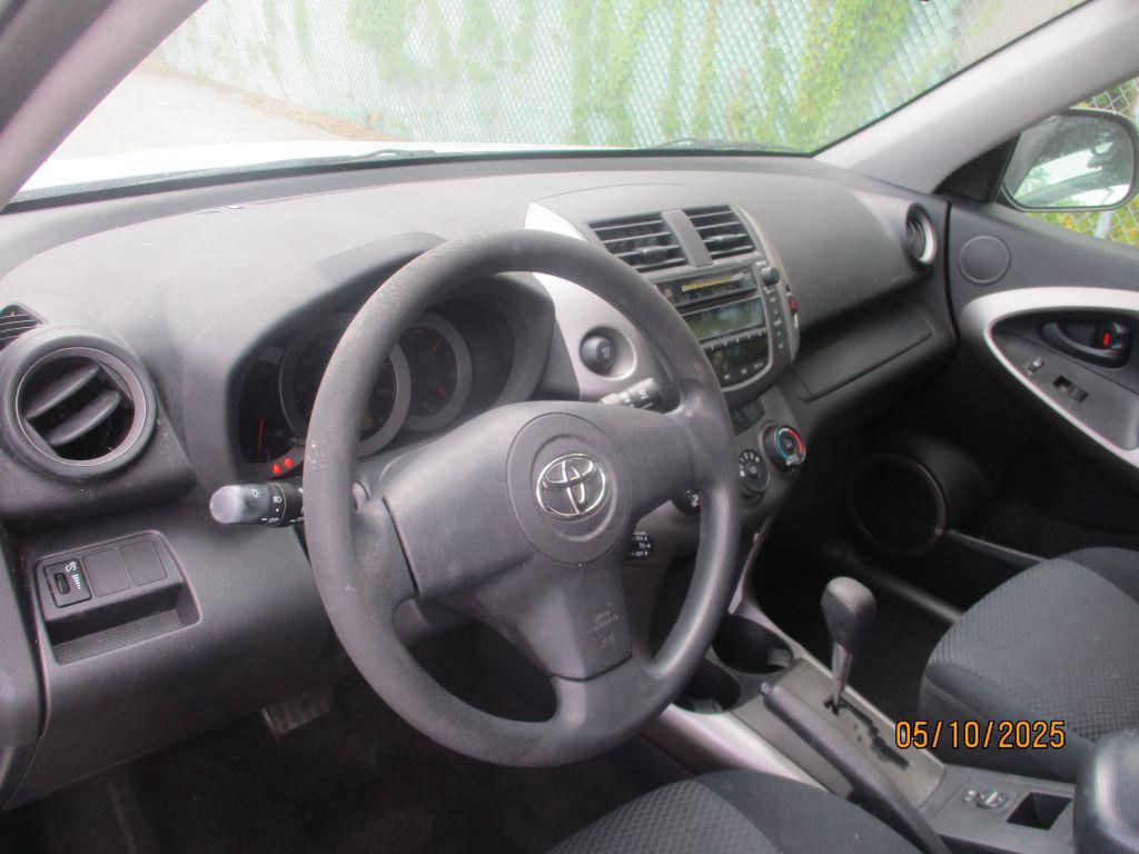 2007 Toyota RAV4 Sport photo