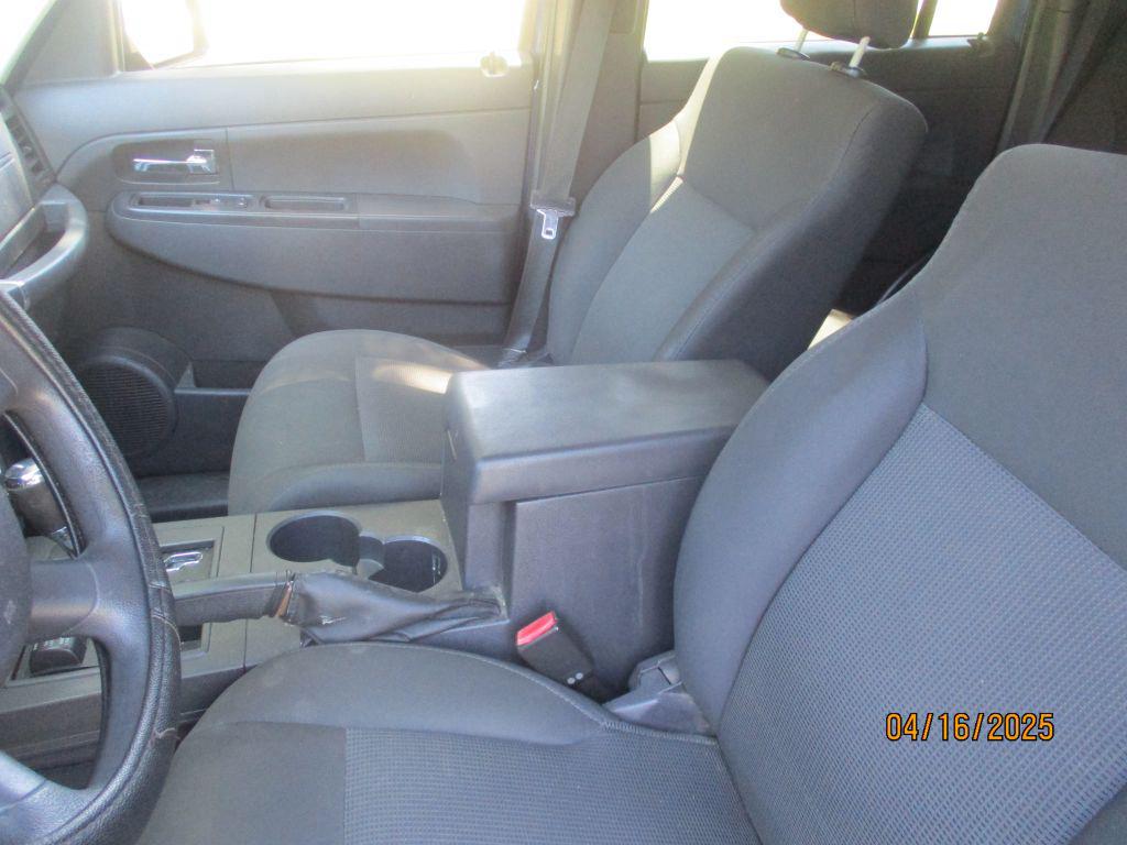 2009 Jeep Liberty Sport photo