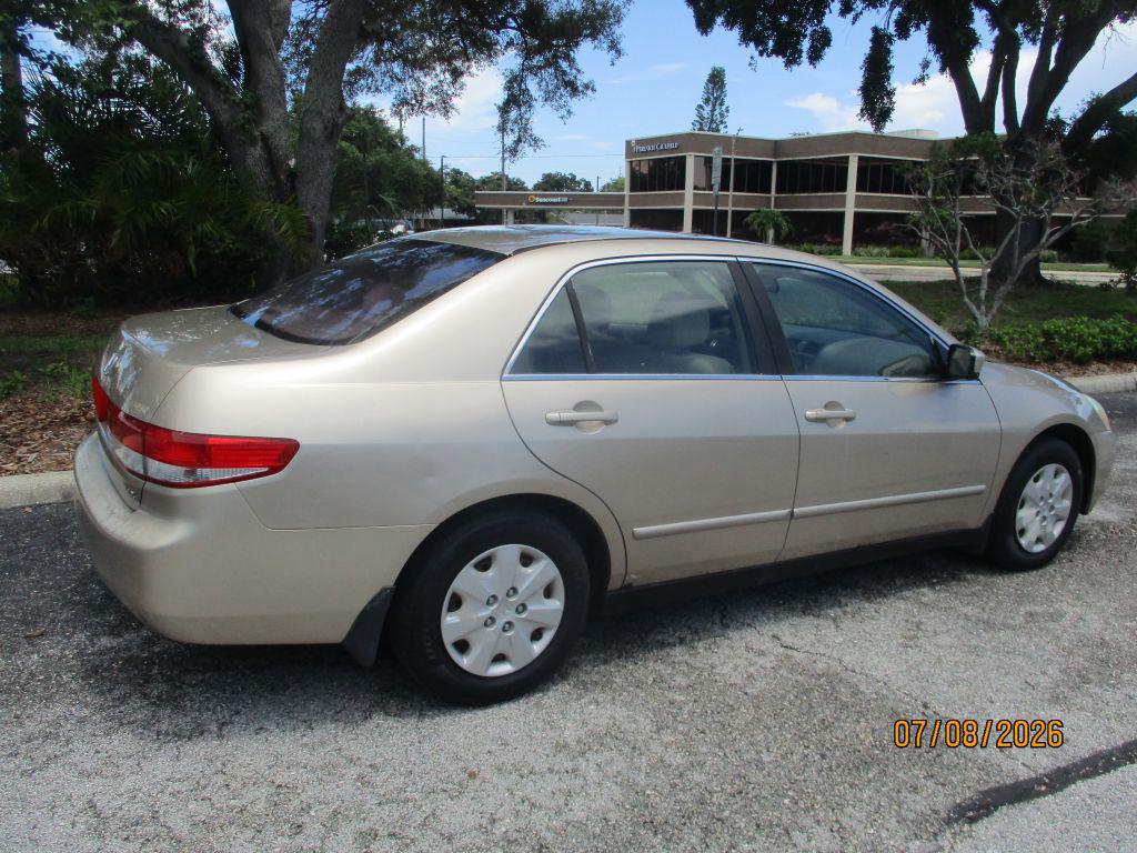 2004 Honda Accord - $2,988