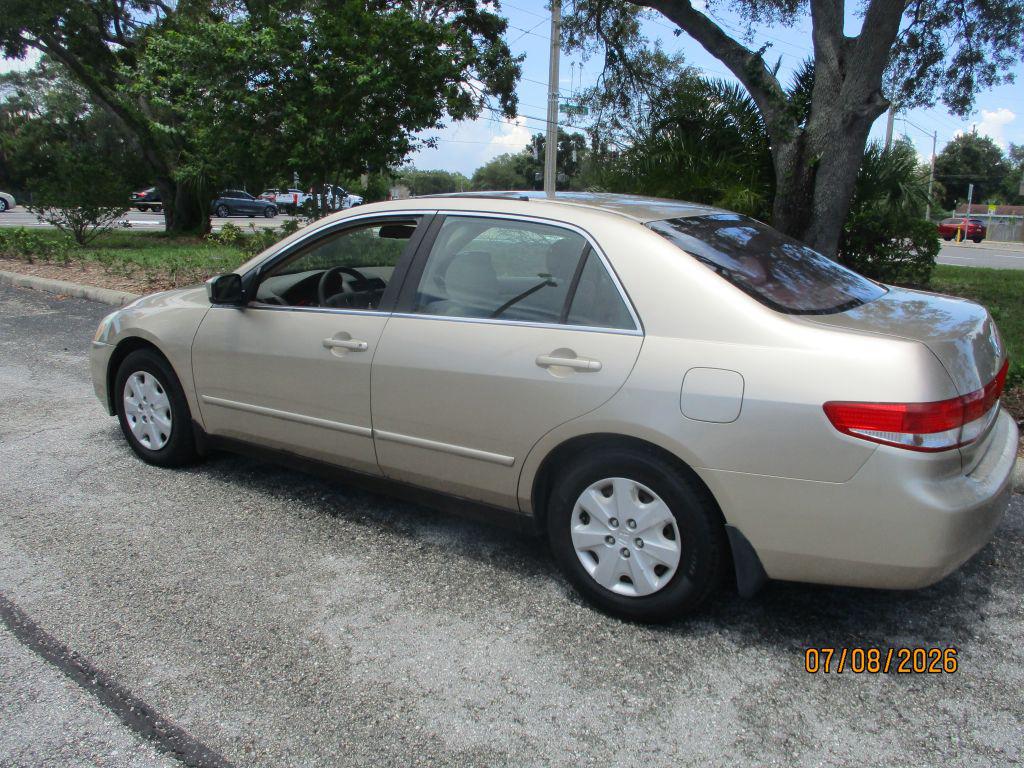 2004 Honda Accord - $2,988