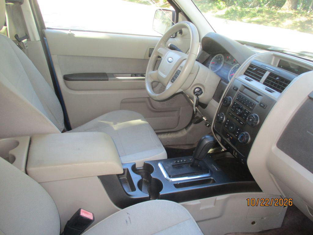 2011 Ford Escape - $2,977