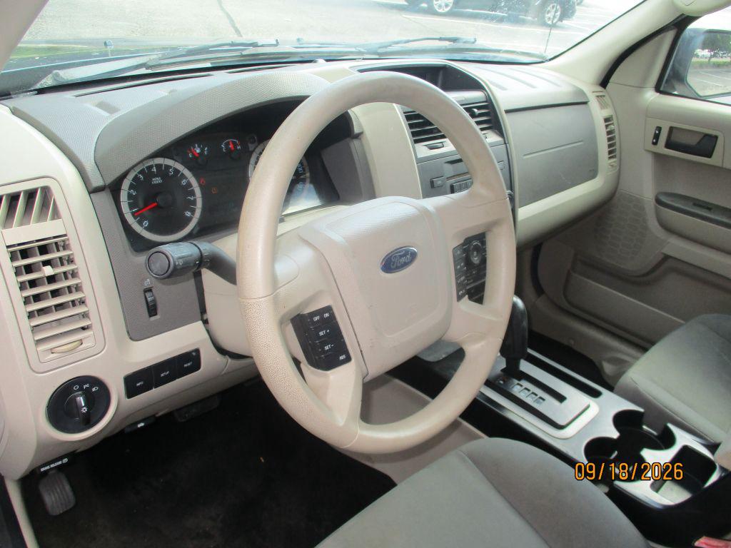 2012 Ford Escape - $2,988