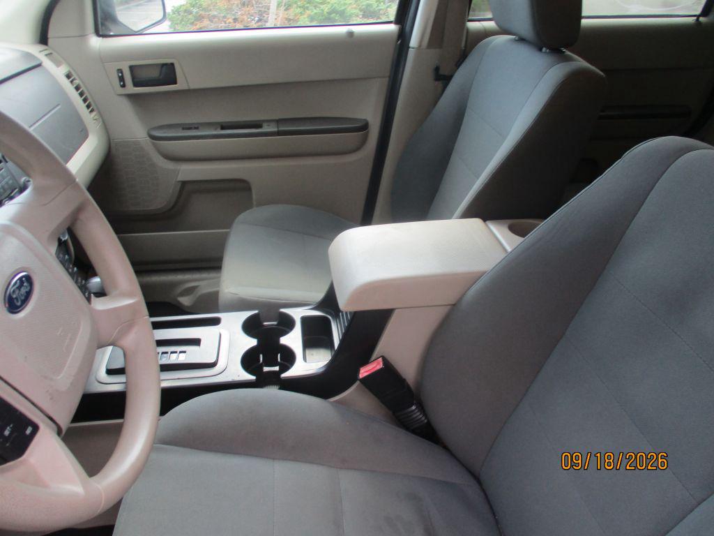 2012 Ford Escape - $2,988