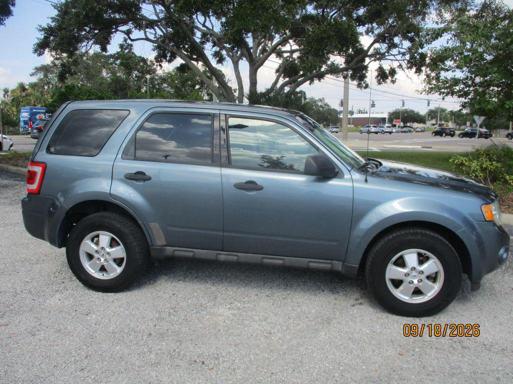 2012 Ford Escape - $2,988