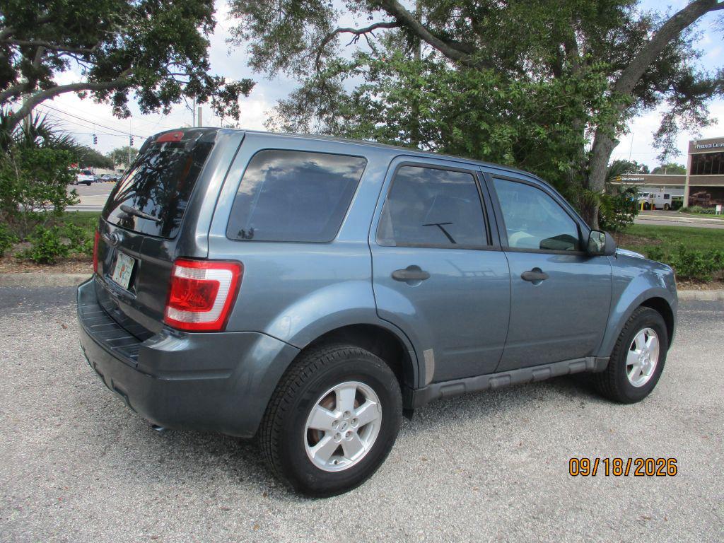 2012 Ford Escape - $2,988
