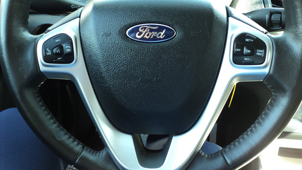 2016 Ford Fiesta SE photo