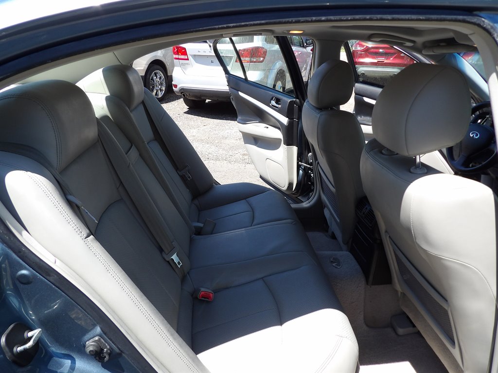 2009 INFINITI G - $8,999