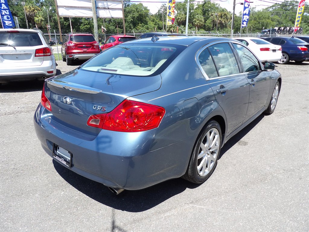 2009 INFINITI G - $8,999