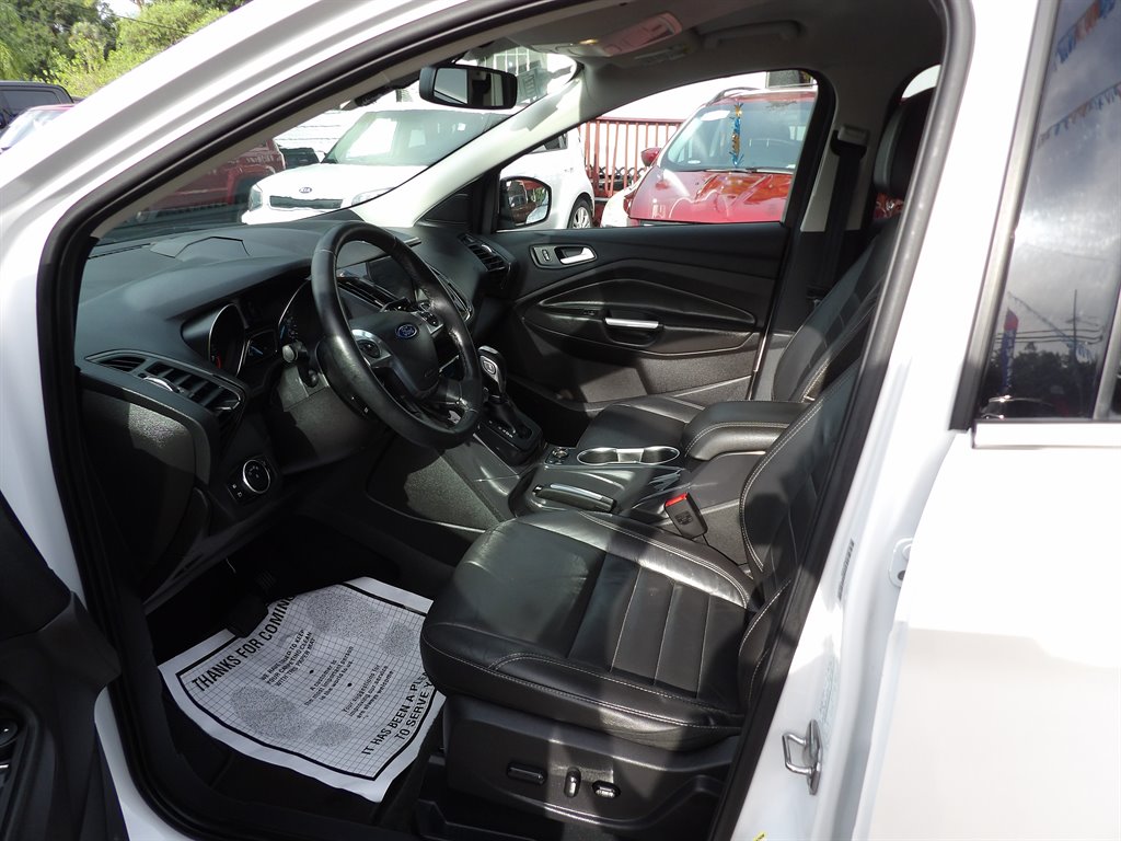 2016 Ford Escape Titanium photo