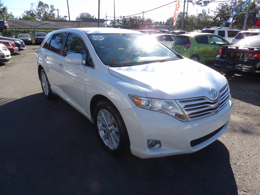 2011 Toyota Venza FWD 4cyl photo