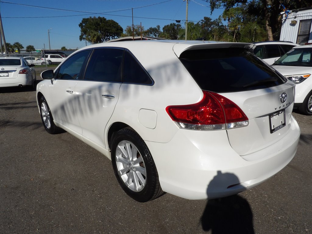 2011 Toyota Venza FWD 4cyl photo