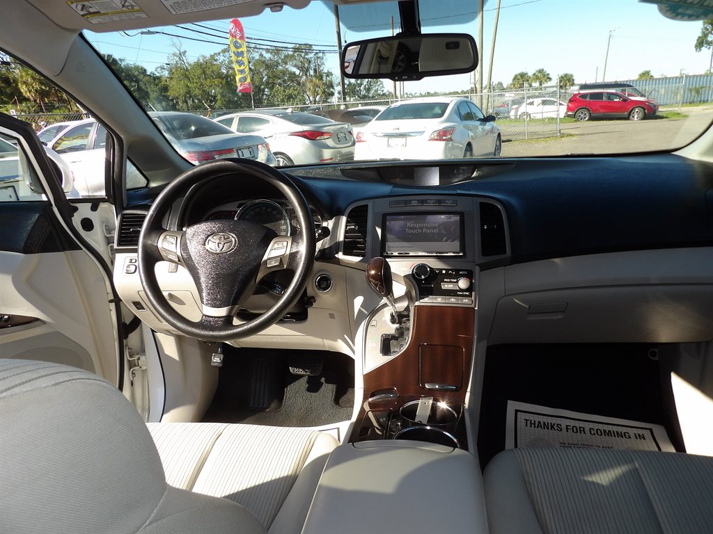 2011 Toyota Venza FWD 4cyl photo