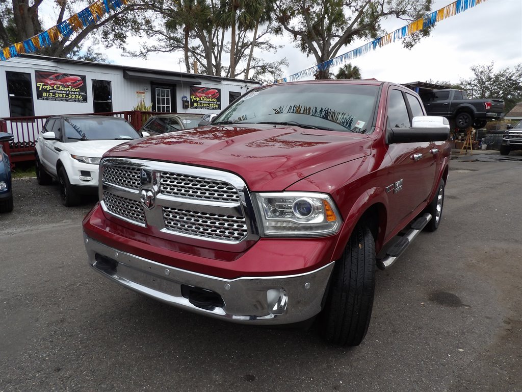 2015 RAM 1500 Laramie photo