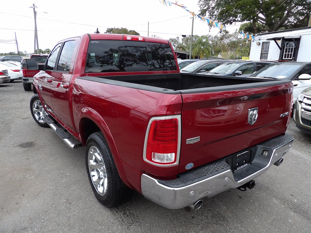 2015 RAM 1500 Laramie photo