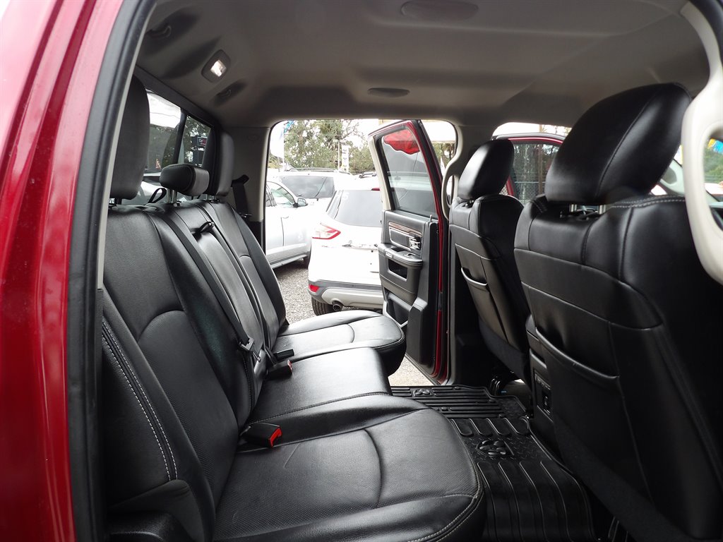 2015 RAM 1500 Laramie photo