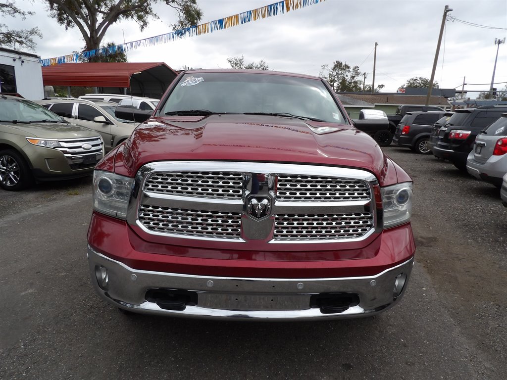 2015 RAM 1500 Laramie photo