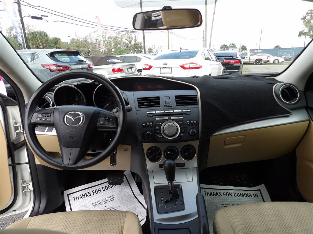 2010 Mazda Mazda3 Touring photo