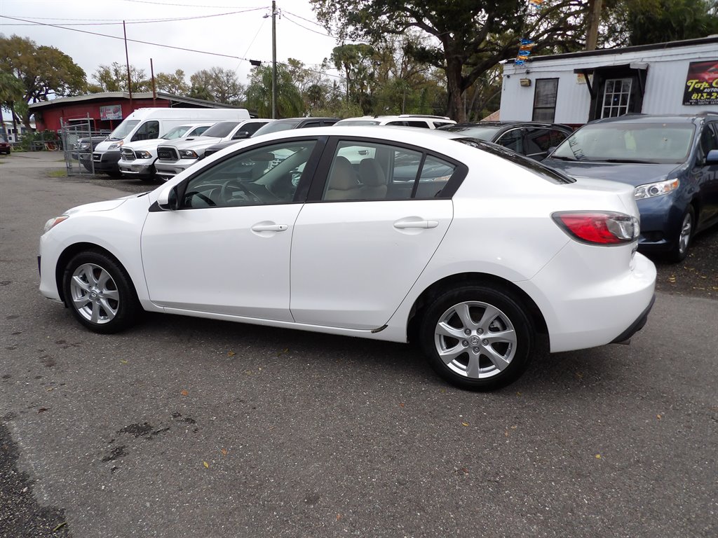 2010 Mazda Mazda3 Touring photo