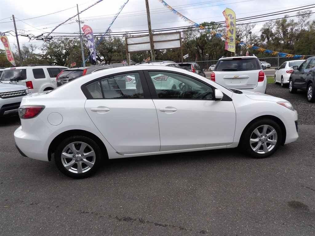 2010 Mazda Mazda3 Touring photo