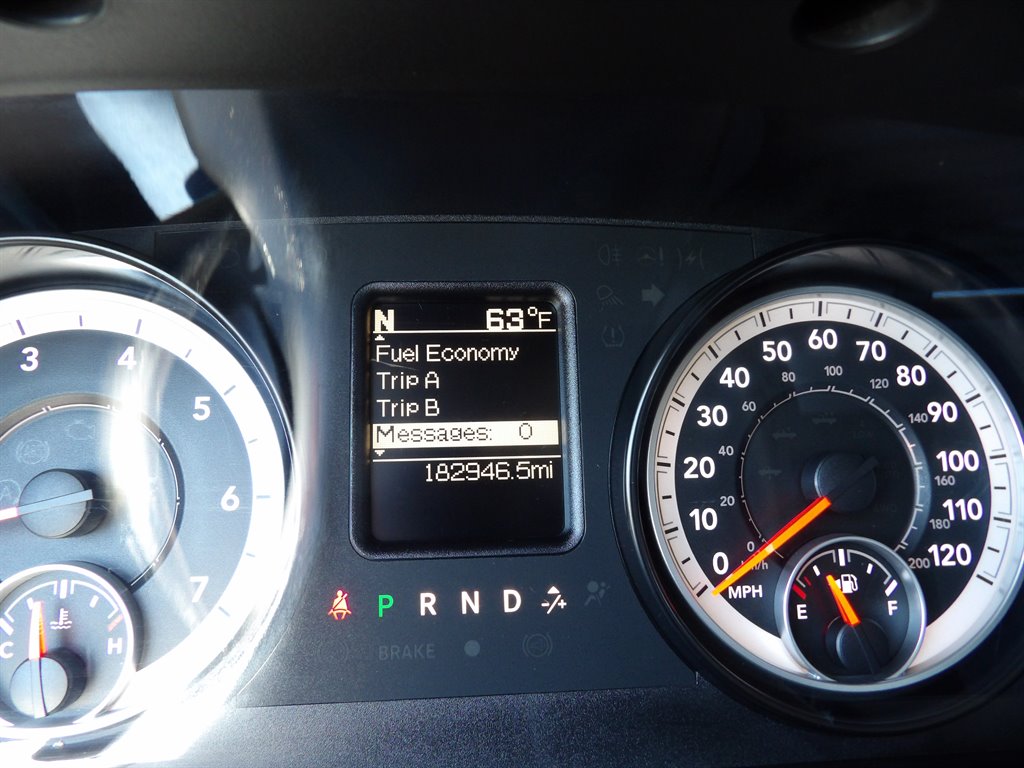 2015 RAM 1500 SLT photo