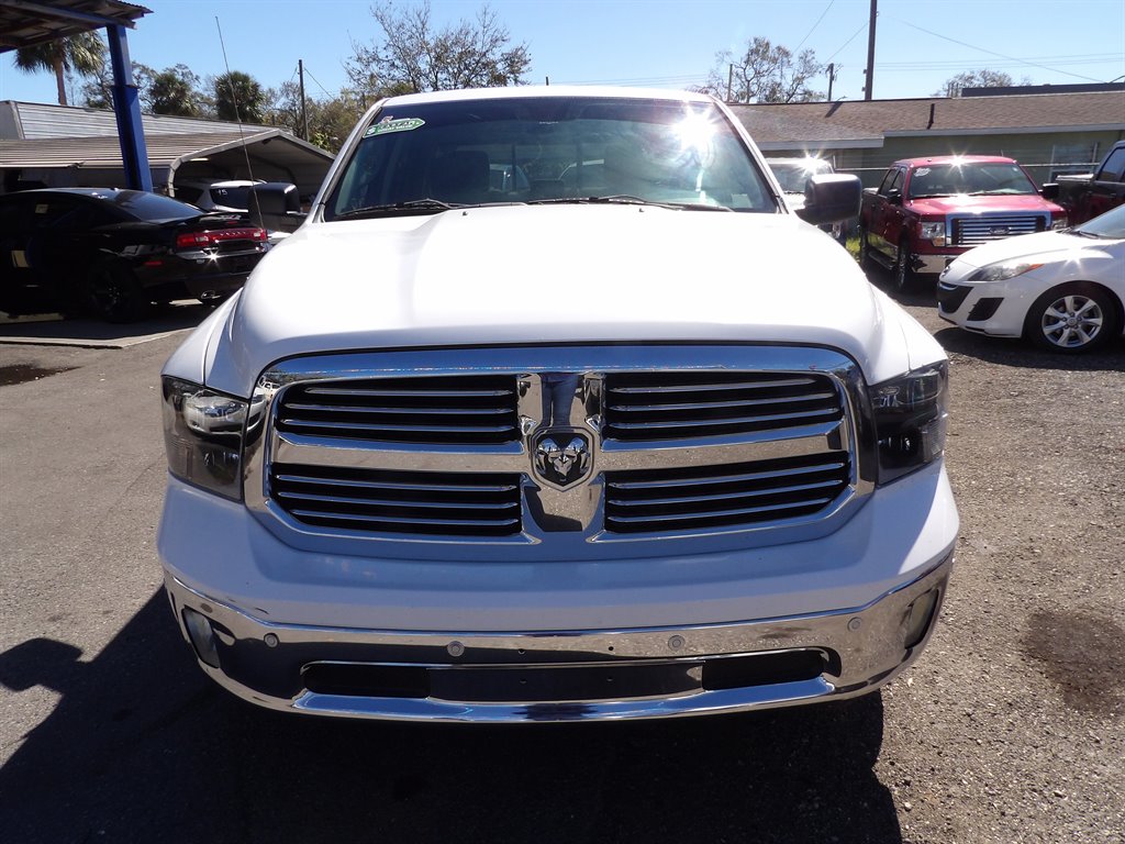 2015 RAM 1500 SLT photo