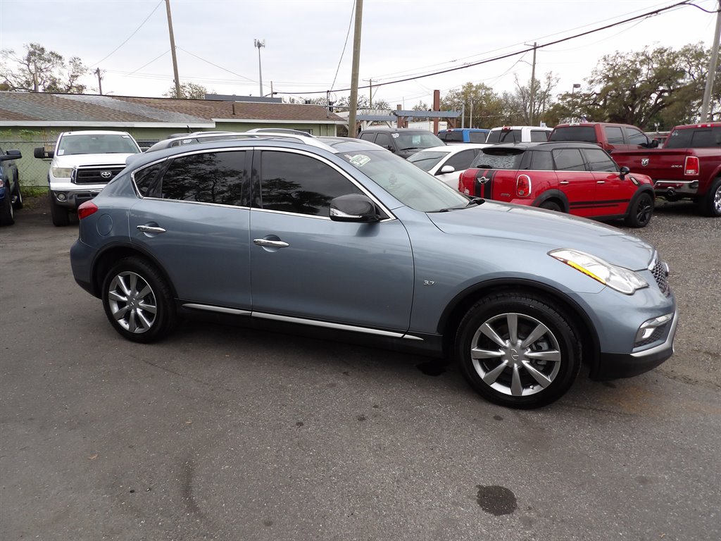 2017 Infiniti QX50  photo