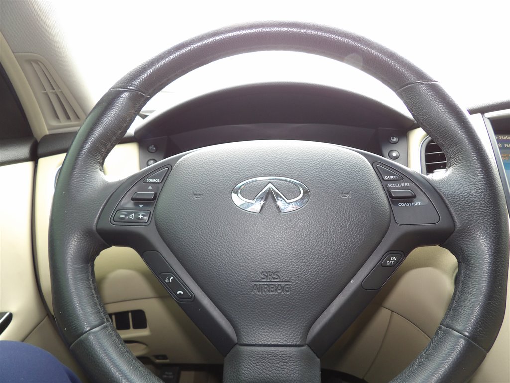 2017 Infiniti QX50  photo