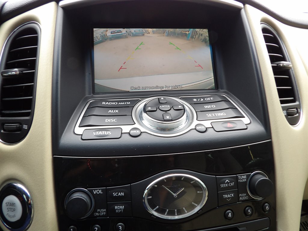 2017 Infiniti QX50  photo