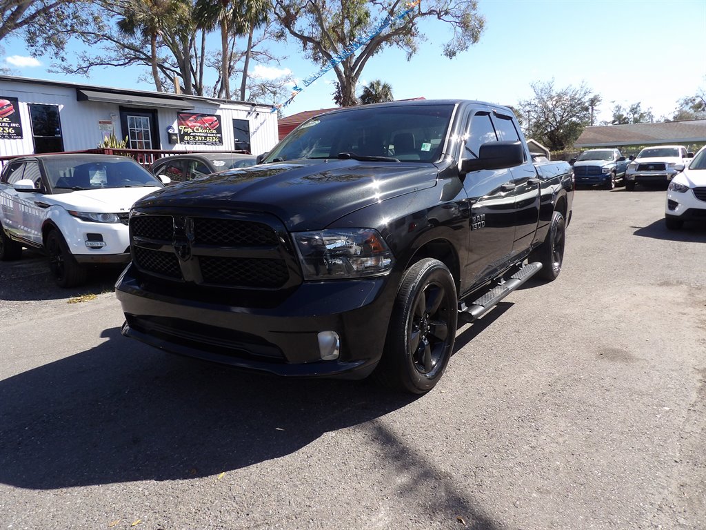 2016 RAM 1500 Tradesman photo