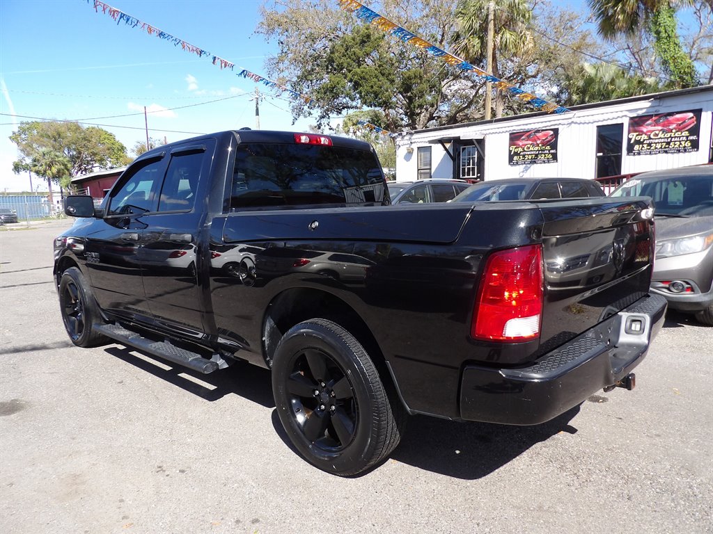 2016 RAM 1500 Tradesman photo