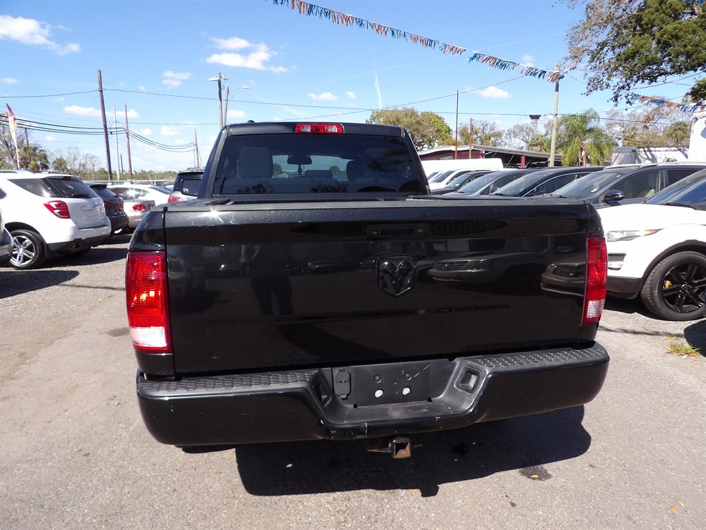 2016 RAM 1500 Tradesman photo