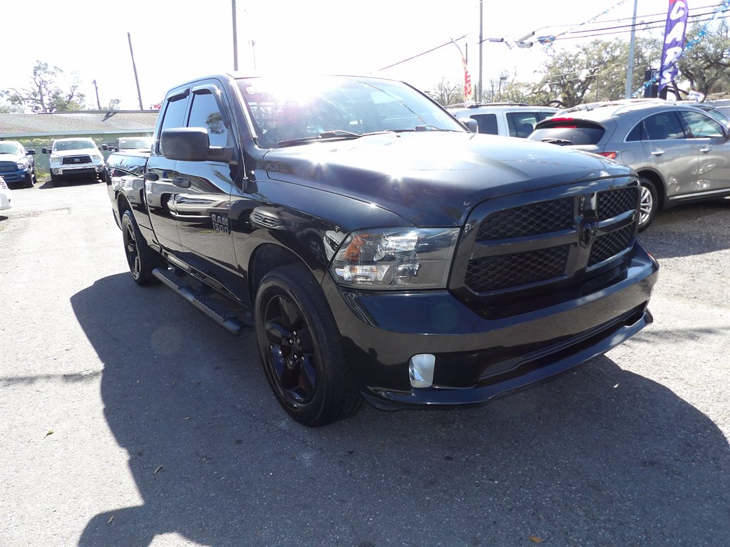 2016 RAM 1500 Tradesman photo