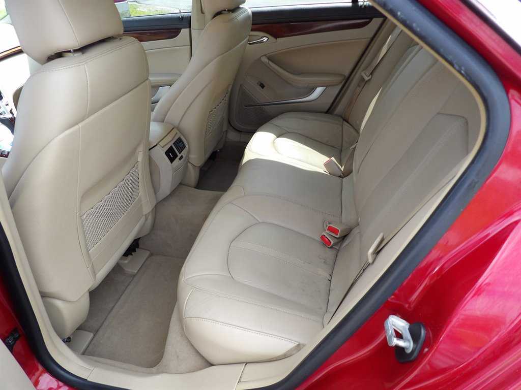 2010 Cadillac CTS 3.0L V6 Luxury photo