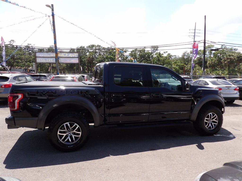 2018 Ford F150 Raptor photo