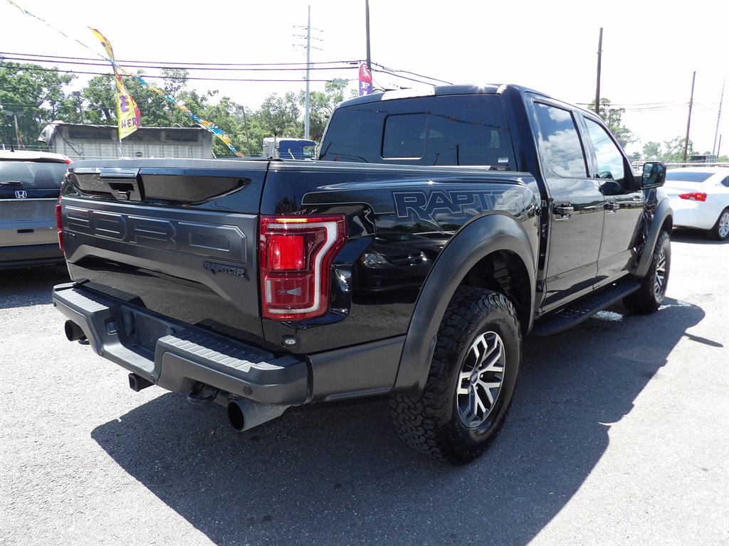 2018 Ford F150 Raptor photo